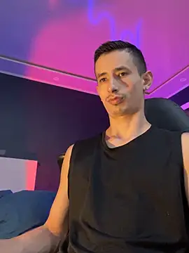 Damartinez27 online show from September 13, 2025, 8:25 am