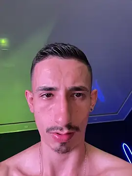 Damartinez27 online show from October 29, 2025, 8:27 am