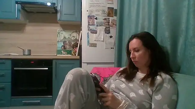 ALICAINWONDERLAND online show from January 11, 2026, 3:50 pm