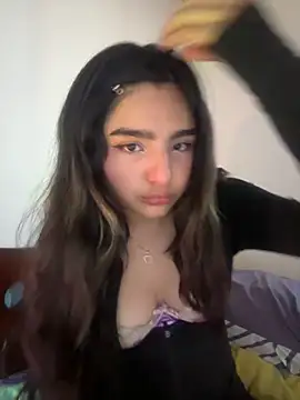 Snapshot of Clementyne30 chatting on September 26, 2025, 9:52 pm Clementyne30 online show from September 26, 2025, 9:52 pm