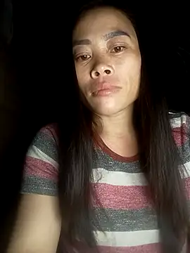 CoMay003 online show from November 8, 2025, 9:02 pm