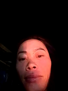 CoMay003 online show from November 25, 2025, 5:13 pm