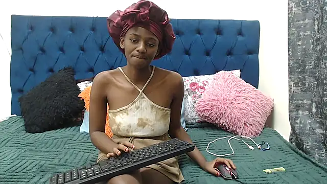 Snapshot of SWEET_BABYFACE chatting on September 19, 2025, 2:07 pm SWEET BABYFACE online show from September 19, 2025, 2:07 pm