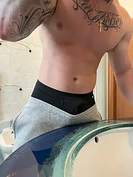 edgarberlanga1312 online show from February 25, 2026, 12:04 pm