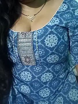 Snapshot of Anjali-bhabhi chatting on March 8, 2026, 6:01 pm Anjali-bhabhi online show from March 8, 2026, 6:01 pm