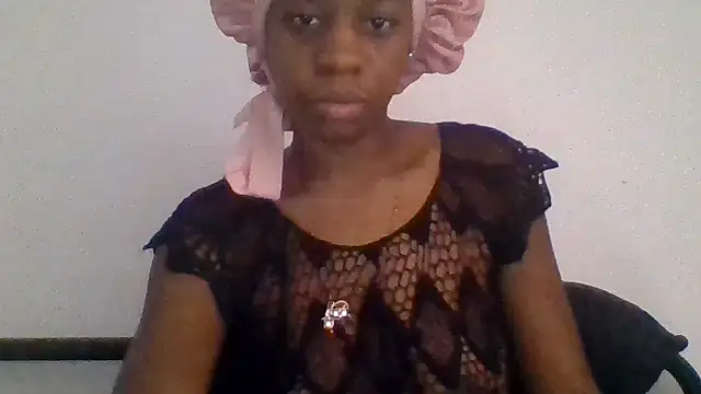 Snapshot of _she_was_a_fairy chatting on November 26, 2025, 3:02 pm she was a fairy online show from November 26, 2025, 3:02 pm