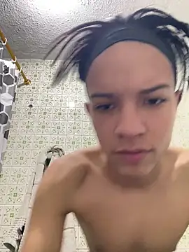 diegoand0911 online show from April 10, 2026, 2:44 pm