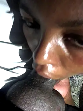 ffinegirl online show from October 30, 2025, 8:09 pm