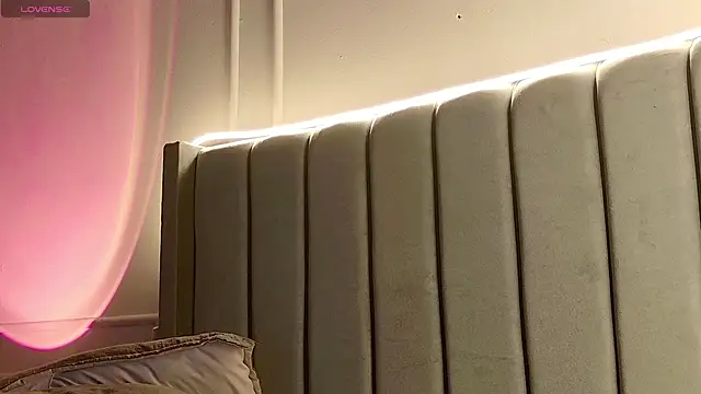 Ice Princess  online show from November 21, 2025, 11:31 am