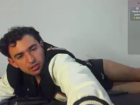 Snapshot of Alexxx_savage chatting on September 15, 2025, 3:28 am Alexxx savage online show from September 15, 2025, 3:28 am