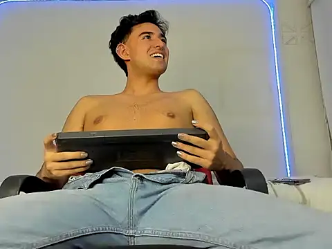 Alexxx savage online show from February 23, 2026, 2:31 am