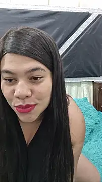 ALMAWHITE online show from November 22, 2025, 12:04 pm