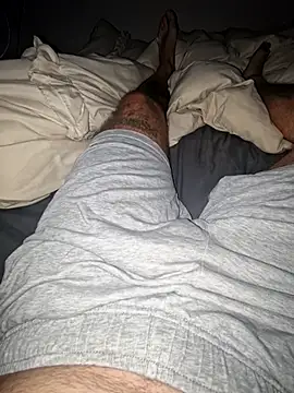 Snapshot of Mikeh609 chatting on September 9, 2025, 1:27 am Mikeh609 online show from September 9, 2025, 1:27 am