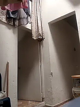 linda luna29 online show from September 28, 2025, 3:28 pm