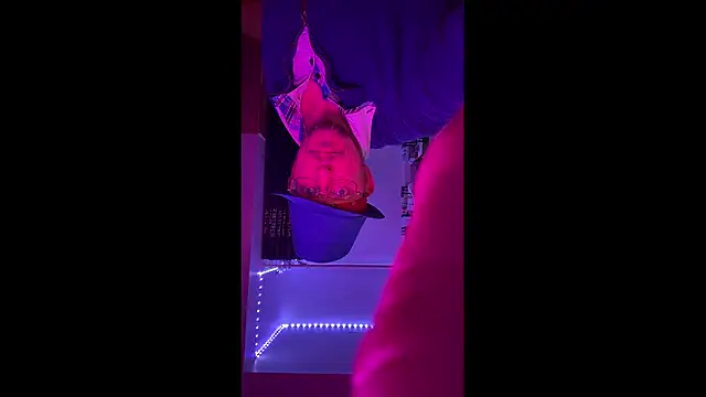 Pussyismyfavoritetaste online show from December 21, 2025, 10:00 am