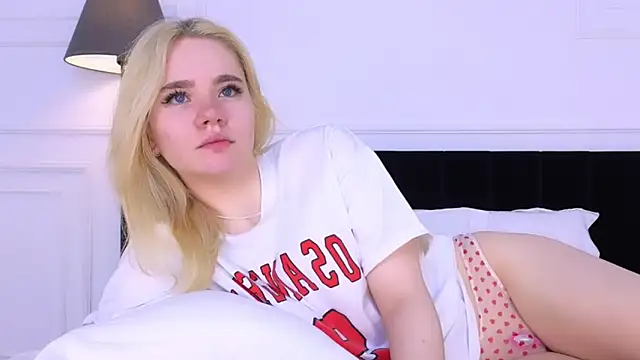 ANNABELLE LU online show from September 10, 2025, 2:33 am