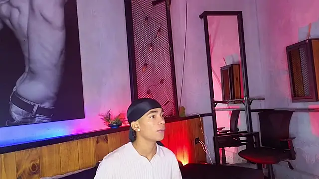 AlanCutee online show from February 26, 2026, 12:15 pm