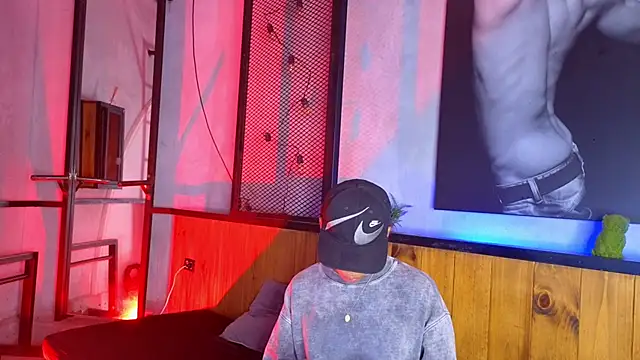 AlanCutee online show from March 2, 2026, 12:01 pm