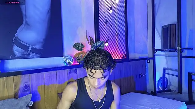 AlanCutee online show from March 27, 2026, 11:32 am