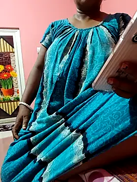 Snapshot of Cute-Swewty chatting on June 17, 2026, 1:56 pm Cute-Swewty online show from June 17, 2026, 1:56 pm