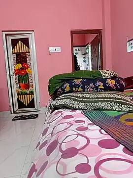 Snapshot of Cute-Swewty chatting on July 12, 2026, 7:43 am Cute-Swewty online show from July 12, 2026, 7:43 am