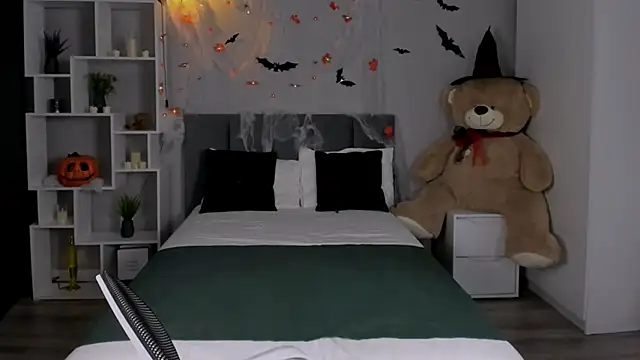 AnoraDark online show from October 26, 2025, 12:44 pm