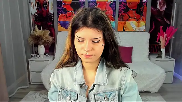 AnoraDark online show from November 21, 2025, 6:17 pm