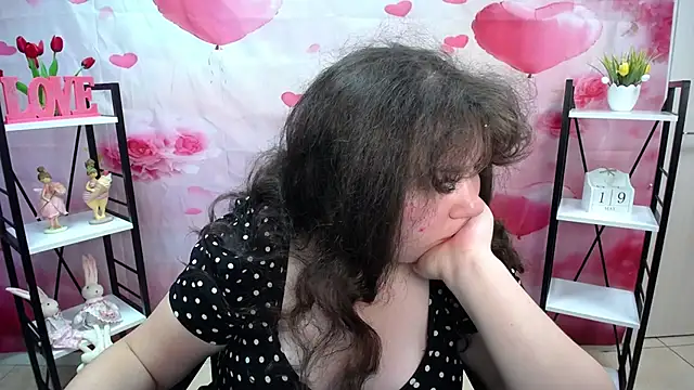 NeonilaLisova online show from May 19, 2026, 11:05 am