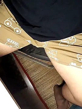 Snapshot of MinhTuan2002 chatting on September 11, 2025, 9:37 pm MinhTuan2002 online show from September 11, 2025, 9:37 pm