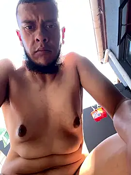 Smallboybigworld online show from January 11, 2026, 8:41 am