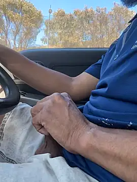 Smallboybigworld online show from January 19, 2026, 9:46 am