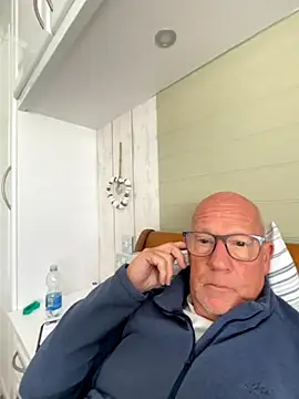 philefc online show from September 23, 2025, 9:01 am