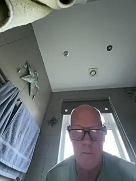 philefc online show from December 22, 2025, 9:06 am