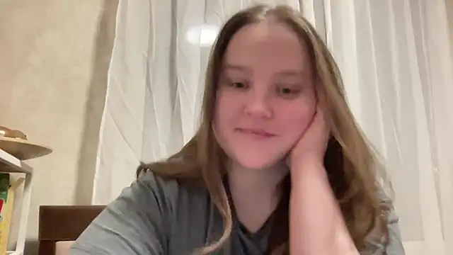 Alice898 online show from September 25, 2025, 9:18 pm