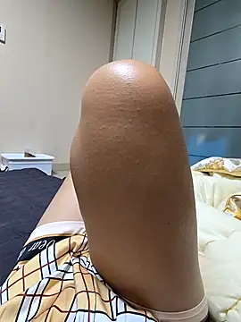 aloan Tk online show from October 18, 2025, 9:26 pm