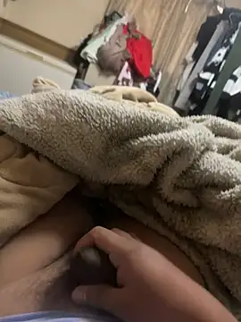 Snapshot of Hard_Hunter007 chatting on January 14, 2026, 10:14 pm Hard Hunter007 online show from January 14, 2026, 10:14 pm