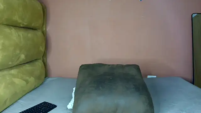 SexxyAddiict online show from January 19, 2026, 2:32 pm