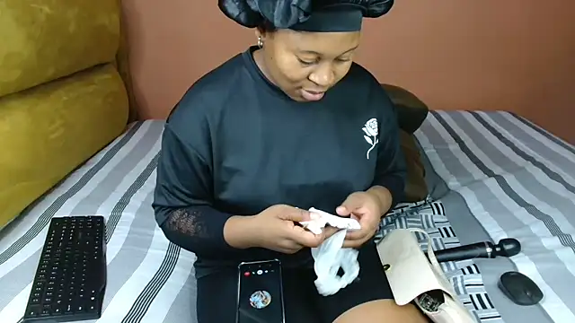 SexxyAddiict online show from March 3, 2026, 12:44 pm