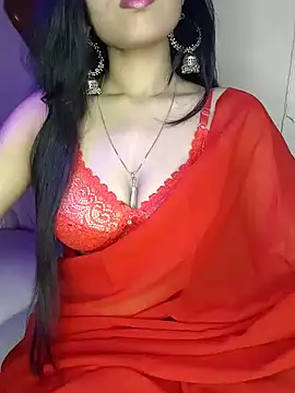 KARISHMA-STRIP online show from November 3, 2025, 4:19 pm