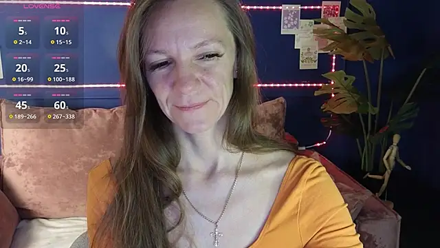 Jesica mooon online show from February 13, 2026, 1:45 am