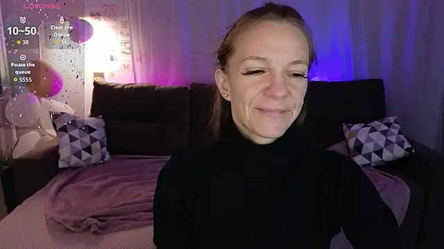 Jesica mooon online show from February 23, 2026, 1:25 am