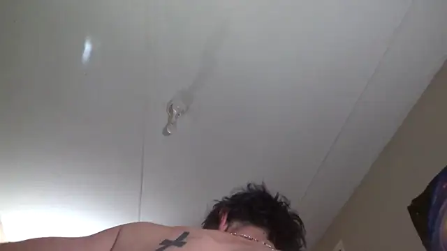 Snapshot of high3ndlowlife chatting on September 18, 2025, 2:57 am high3ndlowlife online show from September 18, 2025, 2:57 am