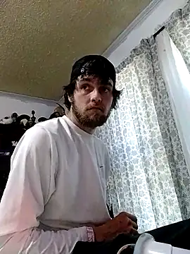 Snapshot of high3ndlowlife chatting on October 15, 2025, 3:12 pm high3ndlowlife online show from October 15, 2025, 3:12 pm