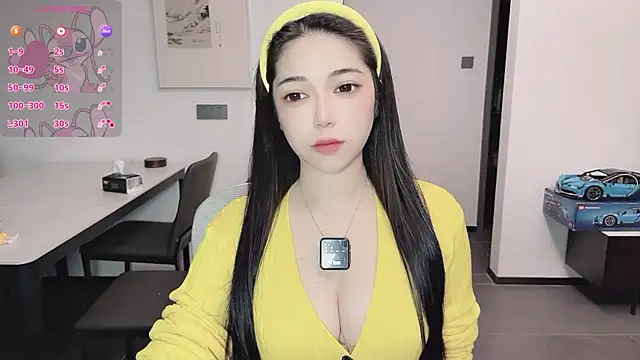 Scarlett-bb online show from November 4, 2025, 9:25 pm