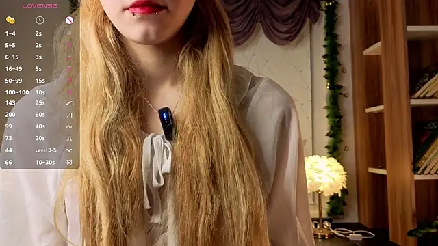 Snapshot of TomokoRocha chatting on February 13, 2026, 1:01 am TomokoRocha online show from February 13, 2026, 1:01 am