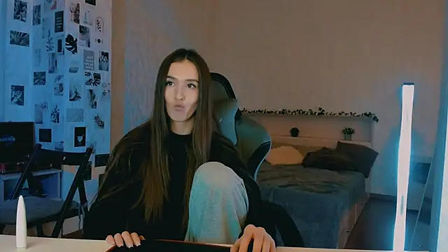 yourrdanceteacher online show from October 13, 2025, 7:25 pm