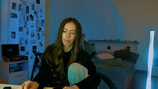 yourrdanceteacher online show from October 22, 2025, 7:35 pm