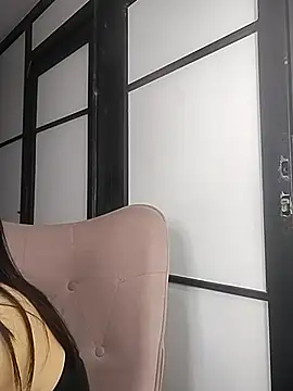 Snapshot of SamaraAnders_ chatting on February 25, 2026, 4:55 am SamaraAnders online show from February 25, 2026, 4:55 am