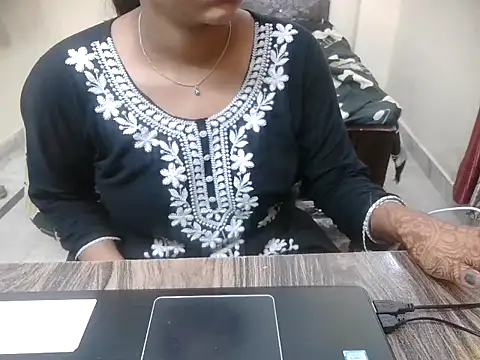 lusty kaira online show from July 4, 2026, 10:21 am