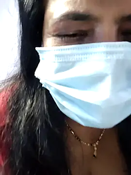 mallu-lover online show from November 29, 2025, 10:13 pm